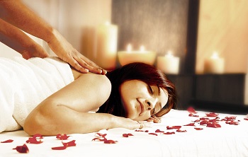 aromatherapy oil massage